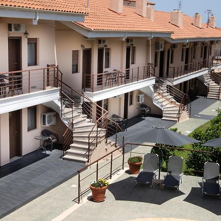 Sunset Inn Kriopigi Ngoại thất bức ảnh
