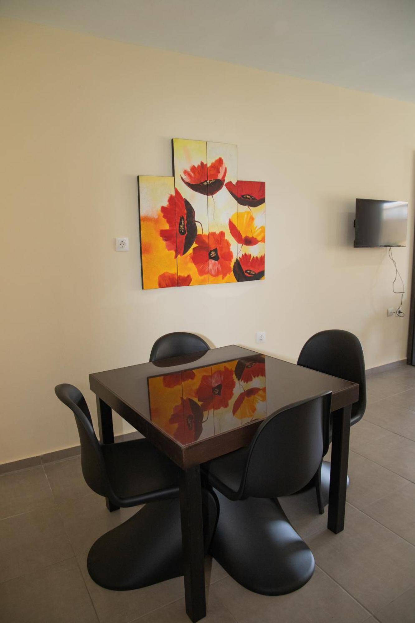 Sunset Inn Kriopigi Phòng bức ảnh