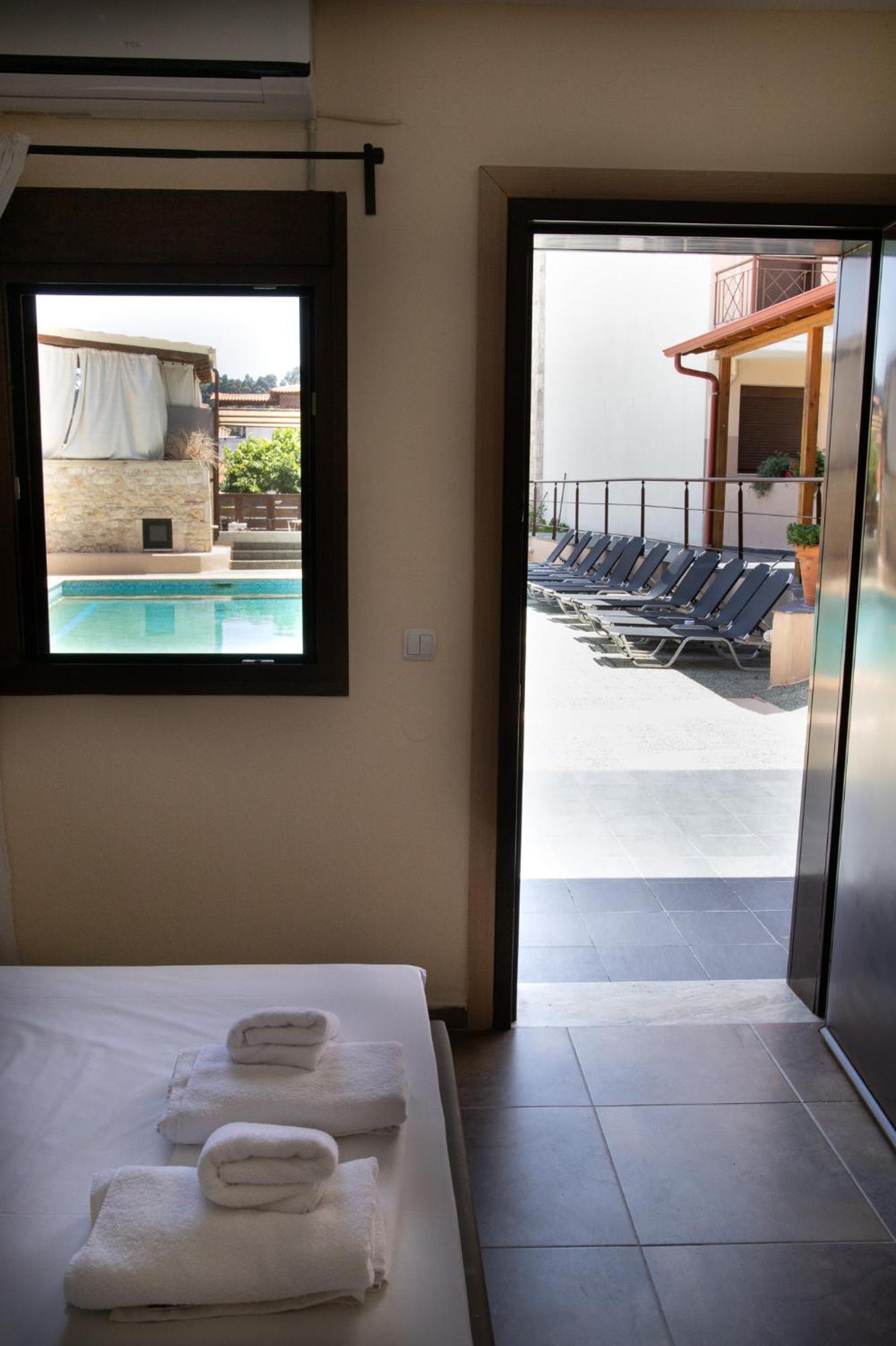 Sunset Inn Kriopigi Ngoại thất bức ảnh