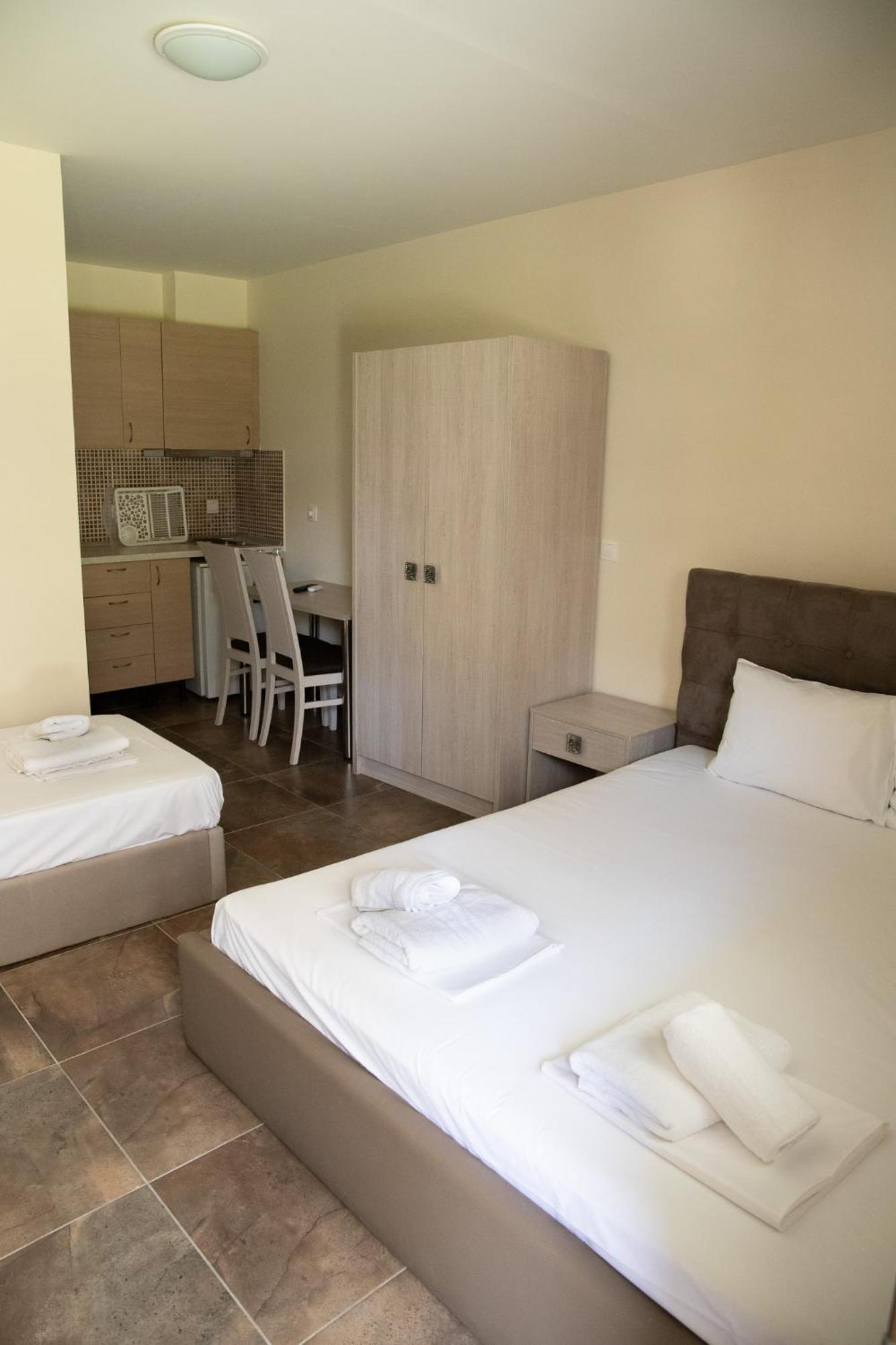Sunset Inn Kriopigi Ngoại thất bức ảnh