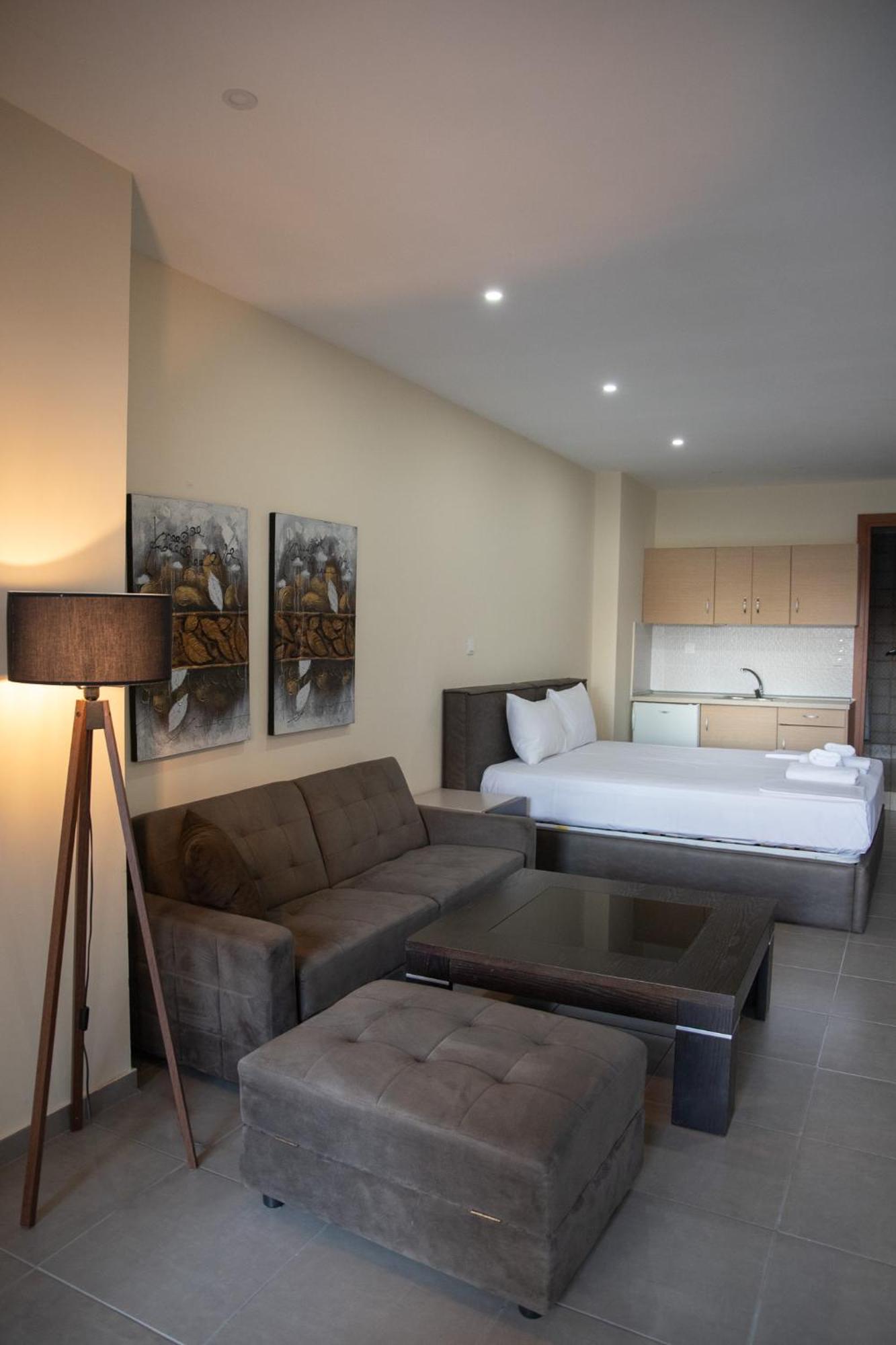 Sunset Inn Kriopigi Ngoại thất bức ảnh