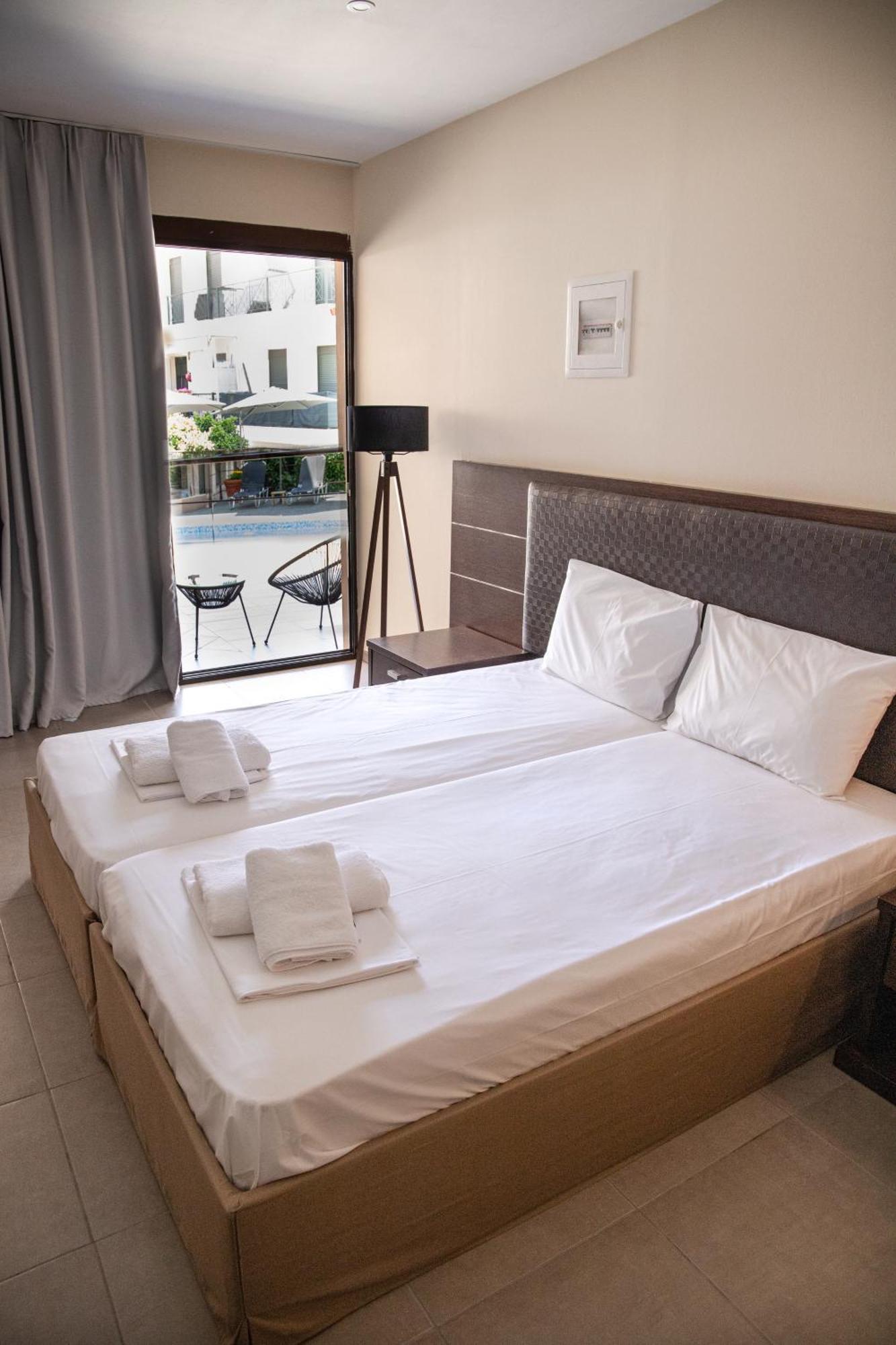 Sunset Inn Kriopigi Ngoại thất bức ảnh